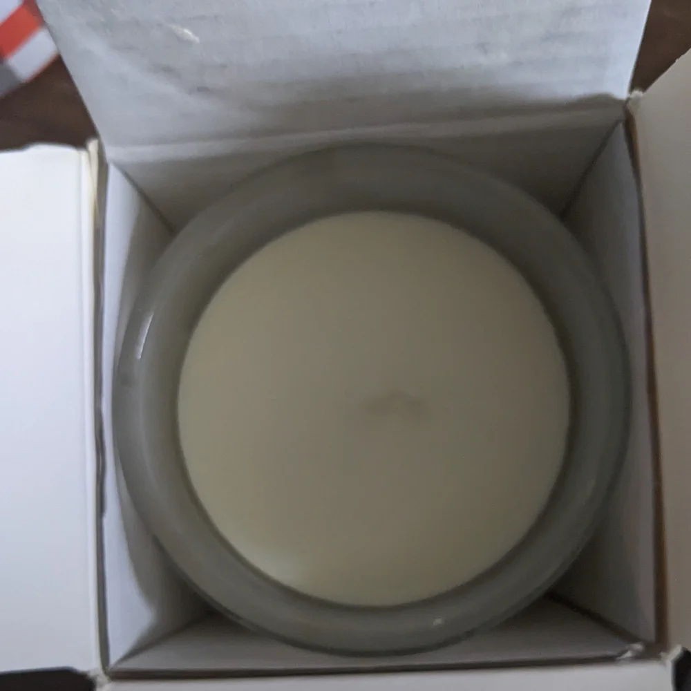 [NIB] Home Decor - Organic Scented Aromatherapy Candle Wood Wick Toasted Vanilla